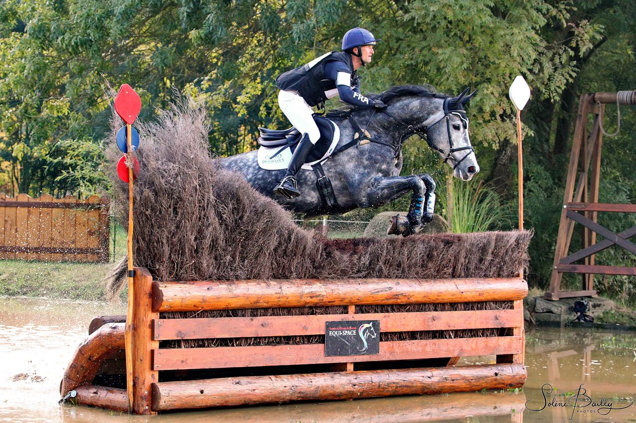 écurie-christopher-six-vanity-fair-cavalier-concours-complet-international-membre-equipe-de-france-pension-box-paddock-valorisation-coaching-gazeran-78 (1)