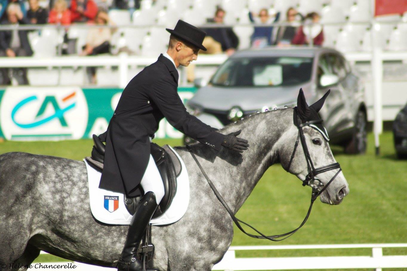 écurie-christopher-six-vanity-fair-cavalier-concours-complet-international-membre-equipe-de-france-pension-box-paddock-valorisation-coaching-gazeran-78 (5)